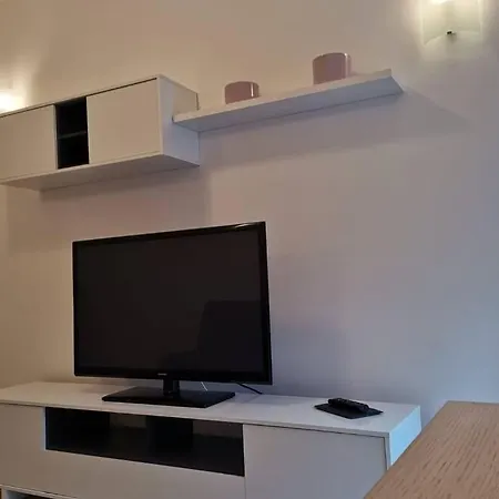 Apartment Grazioso A Due Passi Dal Centro